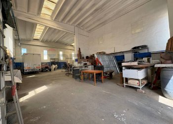 Non correlato - Capannone Strada Provinciale 86, San Pietro Vernotico - foto 9