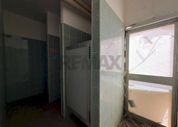 Bagno - Capannone Strada Provinciale 86, San Pietro Vernotico - foto 18