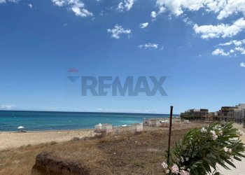 Vista dell\'acqua - Terreno edificabile Via Madonna di Galiano, Torchiarolo - foto 9