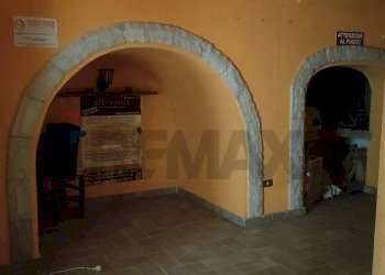 Hall / corridoio - Locale Commerciale Oria - foto 4