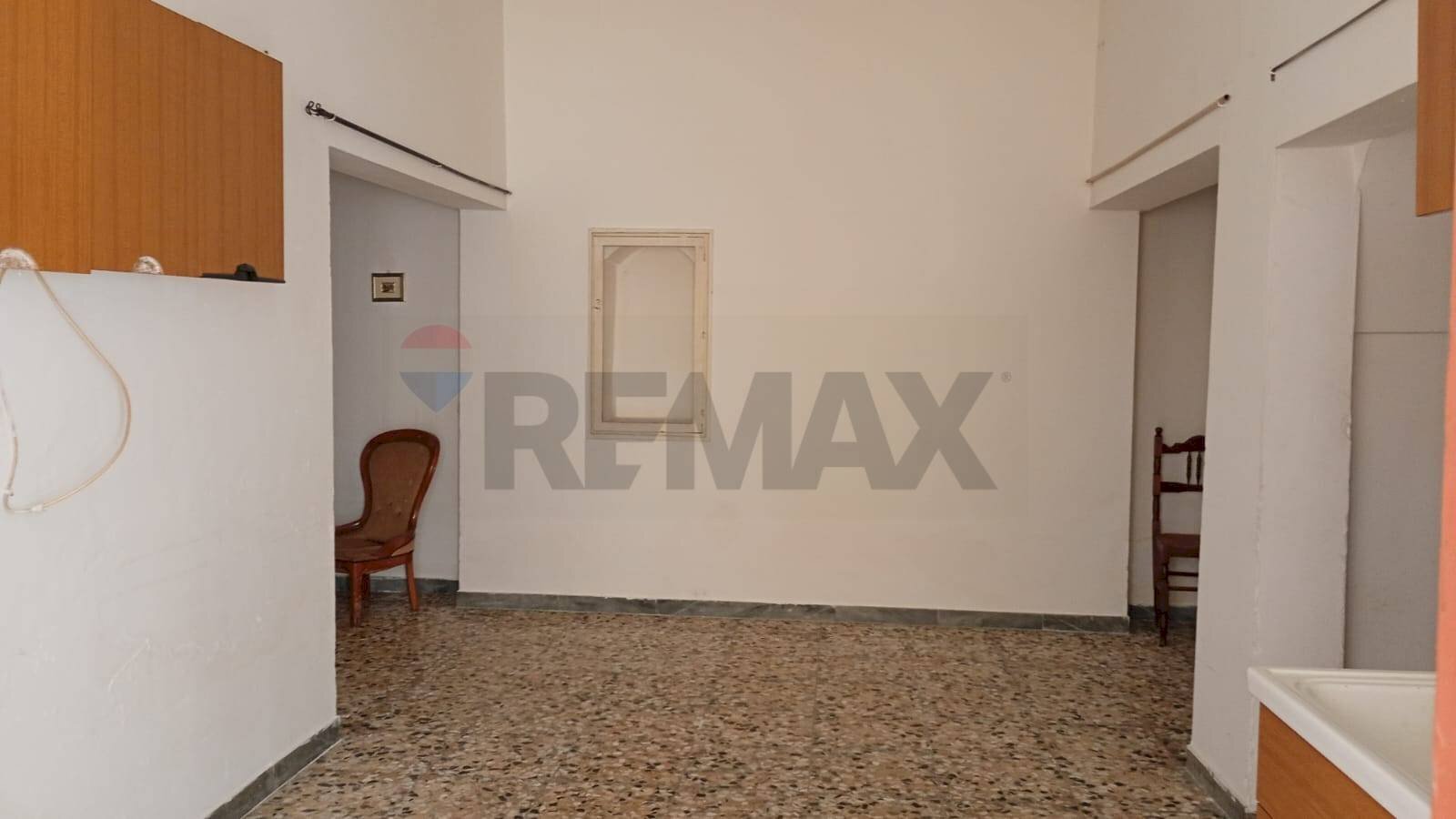 Stanza vuota - Casa indipendente Via Rossini
9, San Michele Salentino - foto 3