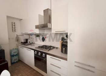 Cucina - Trilocale Via Sant'Ippolito
 
22, Brindisi - foto 3