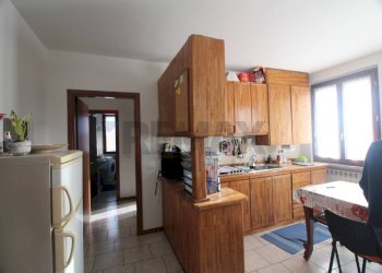 Cucina - Two-room apartment Via XI Febbraio
 
11, Dello - photo 2