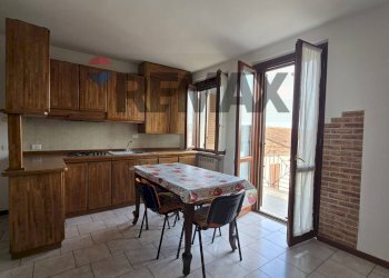 Cucina - Bilocale Via XI Febbraio
 
11, Dello - foto 1