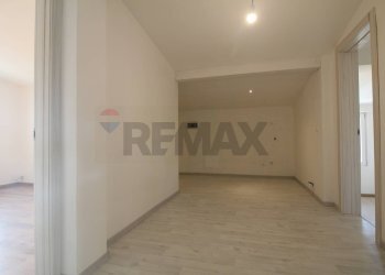 Hall / corridoio - Casa indipendente Via mazzini
 
15, Botticino - foto 32