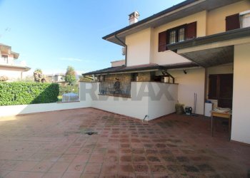 Terrazza - Semi-detached house Via Della Musia
 
25, Brescia - photo 5