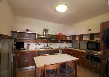 Cucina - Semi-detached house Via Della Musia
 
25, Brescia - photo 13