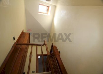 Scale - Semi-detached house Via Della Musia
 
25, Brescia - photo 15