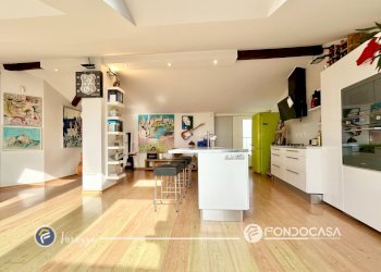 Foto 1 - Quadrilocale Via SAnt'ambrogio
 
35, Varazze - foto 1