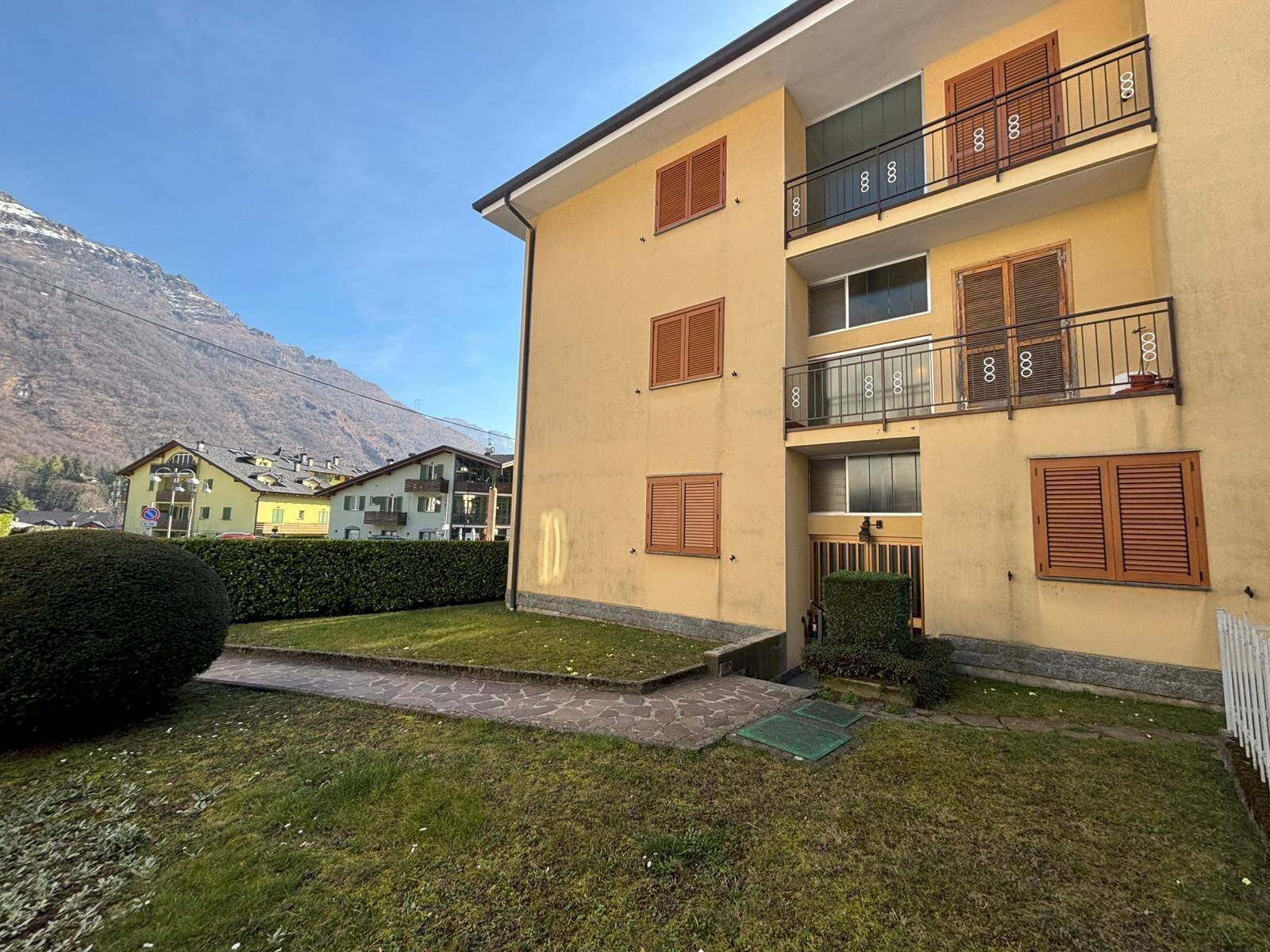 Foto 2 - Trilocale VIA MAZZINI
 
26, Ballabio - foto 2