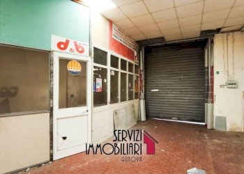 Interno non residenziale - Magazzino via Bonifacio, Genova (zona Marassi) - foto 12