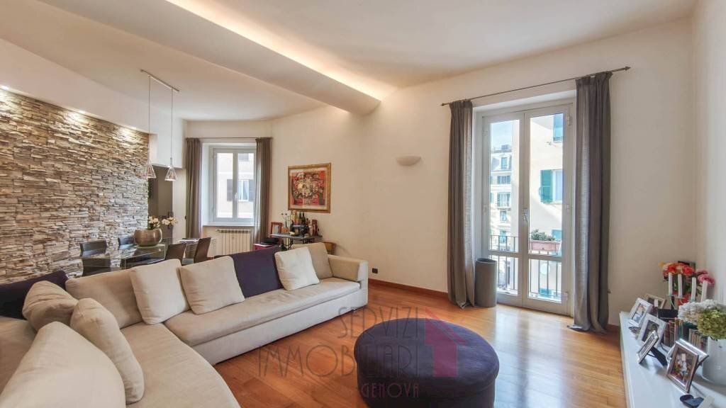 Salone - Quadrilocale via Bonifacio, Genova (zona Marassi) - foto 3