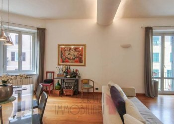 Salone - Quadrilocale via Bonifacio, Genova (zona Marassi) - foto 2