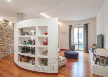 Salone - Quadrilocale via Bonifacio, Genova (zona Marassi) - foto 4