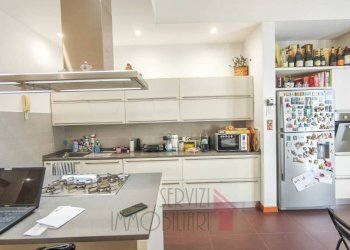 Cucina - Quadrilocale via Bonifacio, Genova (zona Marassi) - foto 9