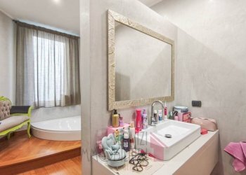 Bagno - Quadrilocale via Bonifacio, Genova (zona Marassi) - foto 25