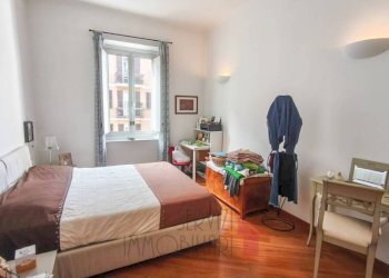 Camera da letto - Quadrilocale via Bonifacio, Genova (zona Marassi) - foto 27