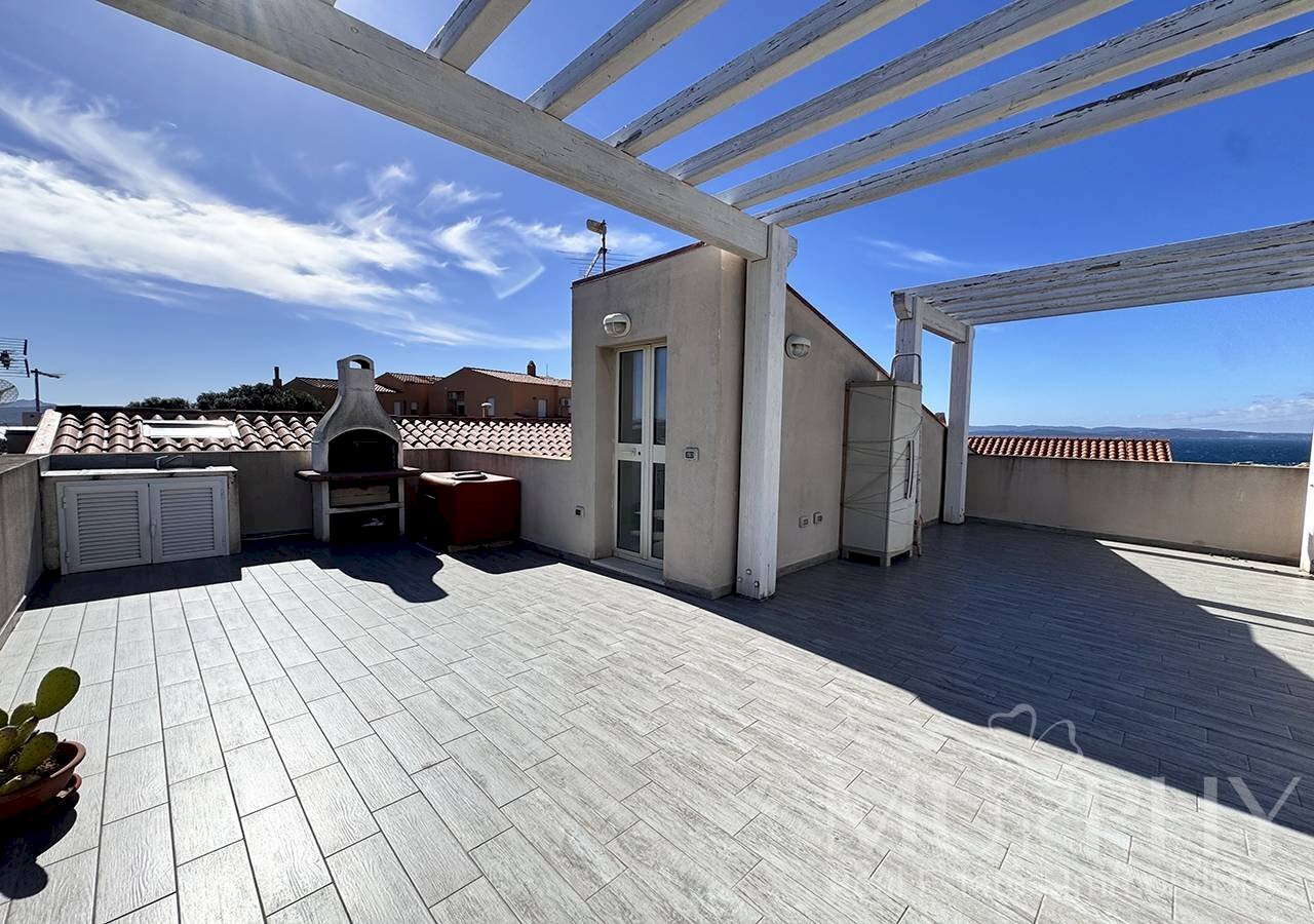 Foto 1 - Quadrilocale Via Don Vico
 
SNC, La Maddalena - foto 1