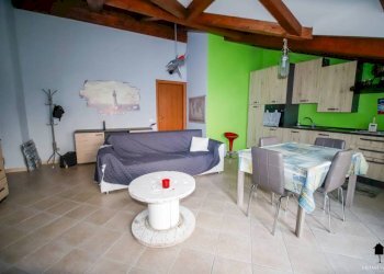 Salone - Three-room apartment via Roma, 15, Chivasso - photo 8