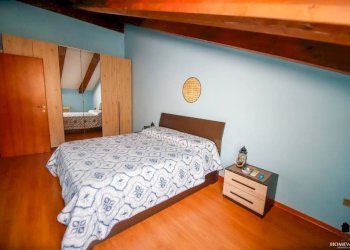 Camera da letto - Three-room apartment via Roma, 15, Chivasso - photo 11