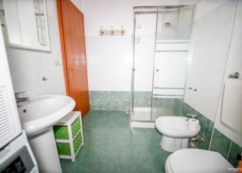 Bagno - Three-room apartment via Roma, 15, Chivasso - photo 19