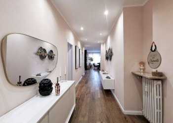 Corridoio - Appartamento via Ventimiglia, 188, Torino (zona Nizza Millefonti) - foto 31