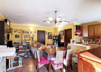 Cucina - Three-room apartment via Roma, 93, Rubiana - photo 3