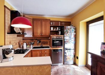 Cucina - Three-room apartment via Roma, 93, Rubiana - photo 9