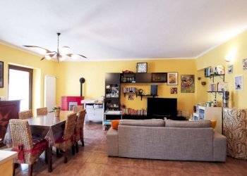 Salone - Three-room apartment via Roma, 93, Rubiana - photo 16