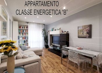 Salone - Quadrilocale via Le Chiuse, 50, Torino (zona San Donato) - foto 1