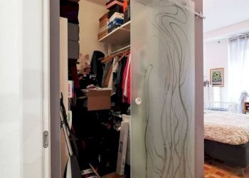 Cabina armadio - Quadrilocale via Le Chiuse, 50, Torino (zona San Donato) - foto 16