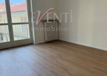 Foto 10 - Trilocale Via Alessandro Manzoni
 
1, Pinerolo - foto 10