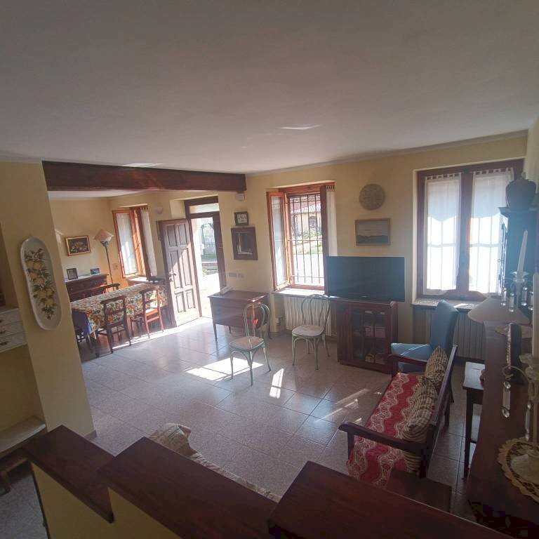 Salone - Rustico via Piave, Montiglio Monferrato - foto 1