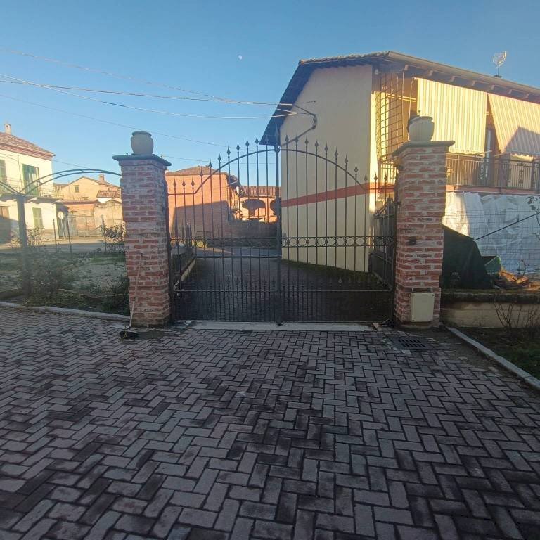 Posto macchina - Rustico via Piave, Montiglio Monferrato - foto 3