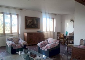 Salone - Villa via Vittorio Emanuele II, Calliano - foto 5