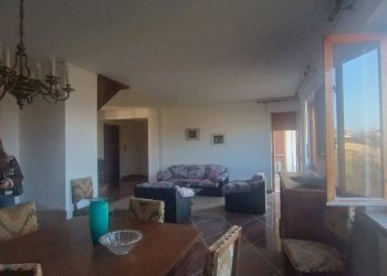 Salone - Villa via Vittorio Emanuele II, Calliano - foto 8