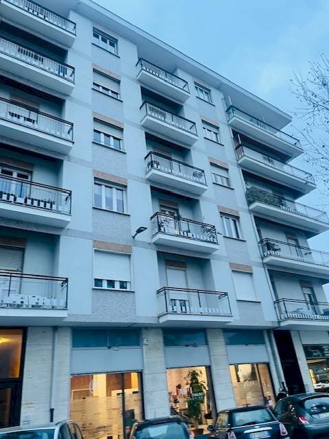 Facciata - Trilocale via 28 Aprile, 21, Cuneo (zona Centro) - foto 2