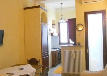 Salone - Three-room apartment via 28 Aprile, 21, Cuneo (neighborhood Centro) - photo 5