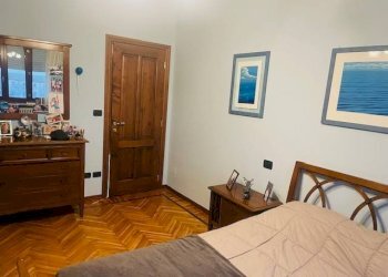 Camera da letto - Three-room apartment via 28 Aprile, 21, Cuneo (neighborhood Centro) - photo 15
