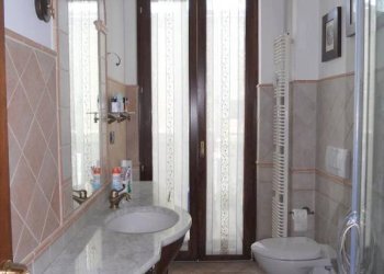 Bagno - Three-room apartment via 28 Aprile, 21, Cuneo (neighborhood Centro) - photo 18