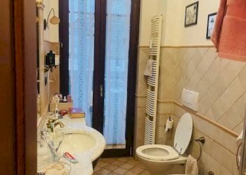 Bagno - Three-room apartment via 28 Aprile, 21, Cuneo (neighborhood Centro) - photo 19