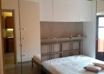 Camera da letto - Bilocale via Roma, 26, Cuneo (zona Centro) - foto 6