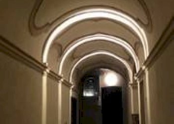 Interno palazzo - Bilocale via Roma, 26, Cuneo (zona Centro) - foto 8