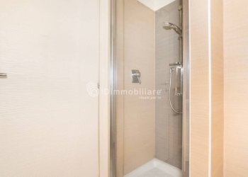 Bagno - Bilocale via Claudio Luigi Berthollet, 27, Torino (zona San Salvario) - foto 10