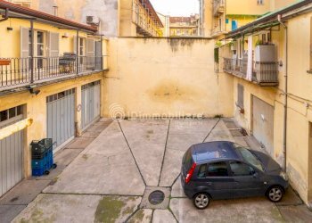 Cortile interno - Two-room apartment via Claudio Luigi Berthollet, 27, Torino (neighborhood San Salvario) - photo 18