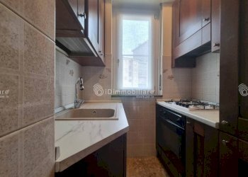 Cucina - Bilocale via Aosta, 50, Torino (zona Aurora) - foto 7