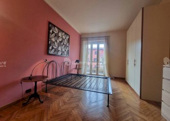 Camera da letto - Two-room apartment via Aosta, 50, Torino (neighborhood Aurora) - photo 16