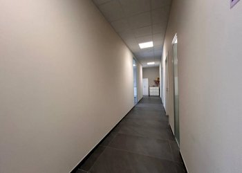 Corridoio - Ufficio via Circonvallazione, 23, Castelletto Stura - foto 8