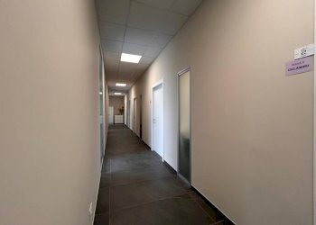 Corridoio - Ufficio via Circonvallazione, 23, Castelletto Stura - foto 20