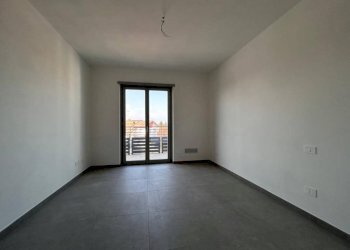 Camera da letto - Trilocale via Martiri, 51, Beinette - foto 6